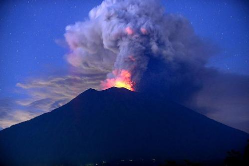 巴厘岛火山爆发最新消息